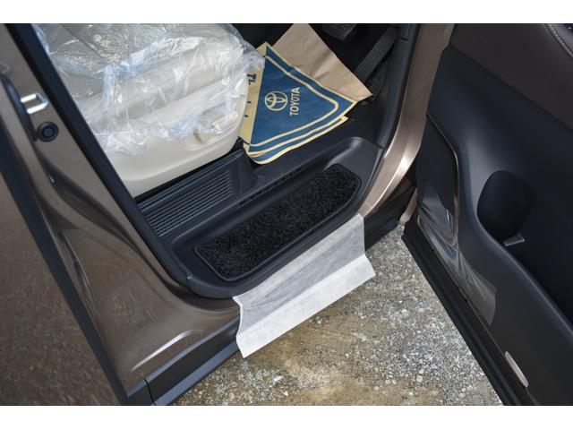 アルファードハイブリッド スペーシャスラウンジ　ＨＥＶスペーシャスラウンジ　ユニバーサルステップ　寒冷地仕様　４ＷＤ　後席モニター　モデリスタエアロ　冷蔵庫　　ヘッドレストスピーカー　カーテン　ＪＢＬ　改良後車両　　置くだけ充電　純正フロアーマット（15枚目）