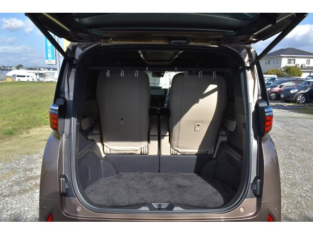 アルファードハイブリッド スペーシャスラウンジ　ＨＥＶスペーシャスラウンジ　ユニバーサルステップ　寒冷地仕様　４ＷＤ　後席モニター　モデリスタエアロ　冷蔵庫　　ヘッドレストスピーカー　カーテン　ＪＢＬ　改良後車両　　置くだけ充電　純正フロアーマット（19枚目）