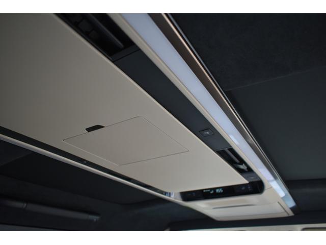 アルファードハイブリッド スペーシャスラウンジ　ＨＥＶスペーシャスラウンジ　ユニバーサルステップ　寒冷地仕様　４ＷＤ　後席モニター　モデリスタエアロ　冷蔵庫　　ヘッドレストスピーカー　カーテン　ＪＢＬ　改良後車両　　置くだけ充電　純正フロアーマット（27枚目）