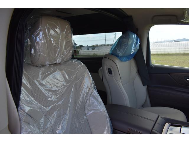 アルファードハイブリッド スペーシャスラウンジ　ＨＥＶスペーシャスラウンジ　ユニバーサルステップ　寒冷地仕様　４ＷＤ　後席モニター　モデリスタエアロ　冷蔵庫　　ヘッドレストスピーカー　カーテン　ＪＢＬ　改良後車両　　置くだけ充電　純正フロアーマット（28枚目）