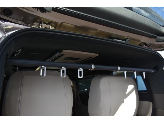 アルファードハイブリッド スペーシャスラウンジ　ＨＥＶスペーシャスラウンジ　ユニバーサルステップ　寒冷地仕様　４ＷＤ　後席モニター　モデリスタエアロ　冷蔵庫　　ヘッドレストスピーカー　カーテン　ＪＢＬ　改良後車両　　置くだけ充電　純正フロアーマット（40枚目）