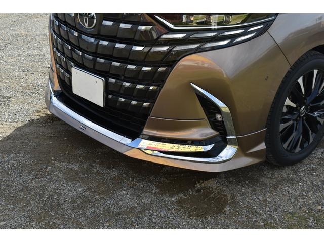 アルファードハイブリッド スペーシャスラウンジ　ＨＥＶスペーシャスラウンジ　ユニバーサルステップ　寒冷地仕様　４ＷＤ　後席モニター　モデリスタエアロ　冷蔵庫　　ヘッドレストスピーカー　カーテン　ＪＢＬ　改良後車両　　置くだけ充電　純正フロアーマット（49枚目）