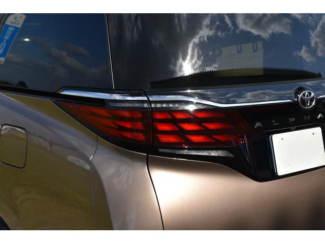 アルファードハイブリッド スペーシャスラウンジ　ＨＥＶスペーシャスラウンジ　ユニバーサルステップ　寒冷地仕様　４ＷＤ　後席モニター　モデリスタエアロ　冷蔵庫　　ヘッドレストスピーカー　カーテン　ＪＢＬ　改良後車両　　置くだけ充電　純正フロアーマット（74枚目）