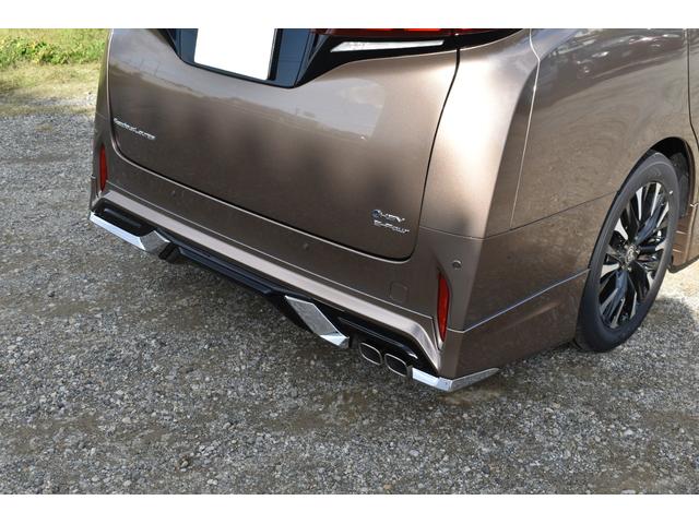 アルファードハイブリッド スペーシャスラウンジ　ＨＥＶスペーシャスラウンジ　ユニバーサルステップ　寒冷地仕様　４ＷＤ　後席モニター　モデリスタエアロ　冷蔵庫　　ヘッドレストスピーカー　カーテン　ＪＢＬ　改良後車両　　置くだけ充電　純正フロアーマット（80枚目）