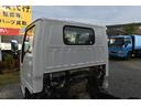　３トン深ダンプ　観音開きドア　パワステアリング　パワーウィンドウ　ＡＢＳ　ＥＴＣ　シート運転席張替え済み　白色再塗装済み　土砂禁車両　乗車定員３人　型式ＢＤＧ－ＮＫＲ８５ＡＮ　積載量３０００キロ　６速（43枚目）