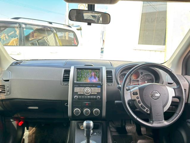 エクストレイル ２０Ｘ　禁煙車・ハイパールーフレール・ファブリックシート・メーカーナビ・ＨＩＤフルセグＴＶ・バックカメラ・Ｆサイドカメラ・ＥＴＣ・スマートキー・（40枚目）