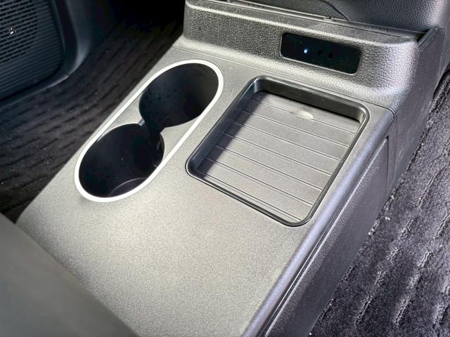 Ｎ－ＢＯＸカスタム ターボ　禁煙車・９インチナビ・マルチビューカメラ・Ｂｌｕｅｔｏｏｔｈ対応・ＴＶ・アームレストコンソール・電動開閉コンソールＢＯＸ・両側電動スライド・ナビ装着用スペシャルＰＫＧ・スペアキー有・前後ドラレコ（22枚目）
