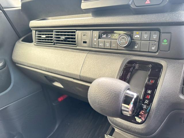 Ｎ－ＢＯＸカスタム ターボ　禁煙車・９インチナビ・マルチビューカメラ・Ｂｌｕｅｔｏｏｔｈ対応・ＴＶ・アームレストコンソール・電動開閉コンソールＢＯＸ・両側電動スライド・ナビ装着用スペシャルＰＫＧ・スペアキー有・前後ドラレコ（23枚目）