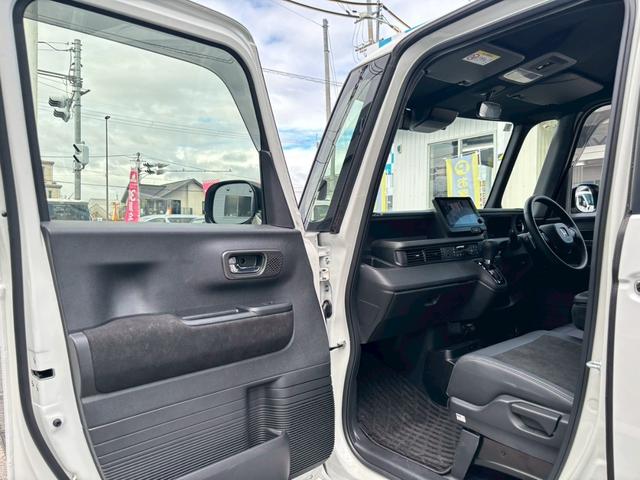 Ｎ－ＢＯＸカスタム ターボ　禁煙車・９インチナビ・マルチビューカメラ・Ｂｌｕｅｔｏｏｔｈ対応・ＴＶ・アームレストコンソール・電動開閉コンソールＢＯＸ・両側電動スライド・ナビ装着用スペシャルＰＫＧ・スペアキー有・前後ドラレコ（36枚目）