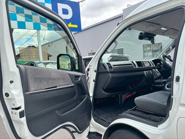 ハイエースワゴン ＧＬ　ロングファインテックツアラー・禁煙車・デジタルインナーミラー・両側電動スライドドア・モデリスタＦエアロ・ナビ・ＴＶ・パノラマビューモニター・Ｂｌｕｅｔｏｏｔｈ対応・前後ドラレコ・純正１５インチＡＷ（39枚目）
