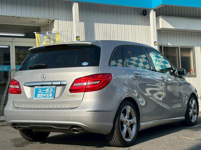 Ｂクラス Ｂ１８０　ブルーエフィシェンシー　スポーツ　禁煙車・メーカーナビ・フルセグＴＶ・バックカメラ・ＨＩＤヘッドライト・コンビシート・パドルシフト・クルーズコントロール・ＥＴＣ（7枚目）