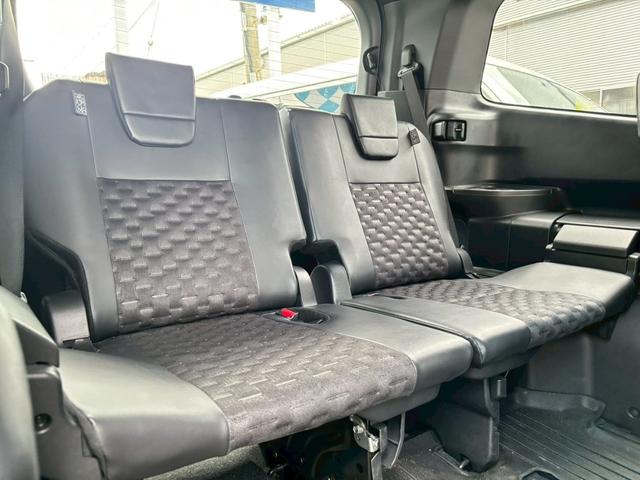 ヴォクシー ハイブリッドＳ－Ｚ　禁煙車・１０．５インチディスプレイオーディオ・ＤＶＤ／ＣＤプレーヤーキット・ユニバーサルステップ・ＢＳＭ・アドバンストドライブ・オプションＬＥＤヘッド・スマートキー２個・ＥＴＣ・シートヒーター（39枚目）