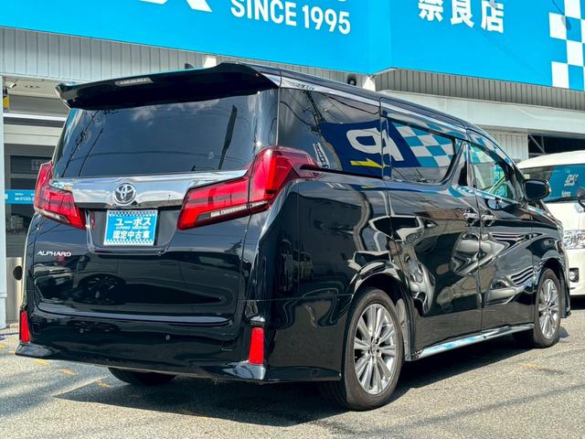 アルファード ２．５Ｓ　タイプゴールド　１オーナー・ディスプレイオーディオ・ナビキッド・フルセグＴＶ・Ｒカメラ・ＤＶＤキッド・三眼ヘッド・ＥＴＣ・コンビシート・レーダークルーズ・パワーバックドア・両側パワースライドドア・１８インチホイール（9枚目）