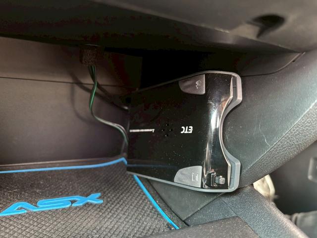 ☆ご成約特典☆下取り買取最低金額保証します！どんな車でもＯＫです♪ガソリン高騰支援します！ご購入頂いたお車を満タンでご納車します♪詳しくはお問い合わせ下さい。ユーポス奈良店０１２０−２６−１２３６