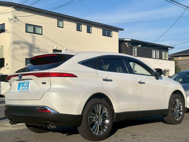 ハリアーハイブリッド Ｚ　レザーパッケージ　禁煙車・調光ルーフ・１２．３インチナビ・ＪＢＬ・方位カメラ・フルセグＴＶ・デジタルインナーミラー・ヘッドアップディスプレイ・ブラインドスポット・レーダークルーズ・スマートキー２個・ＥＴＣ２．０（7枚目）