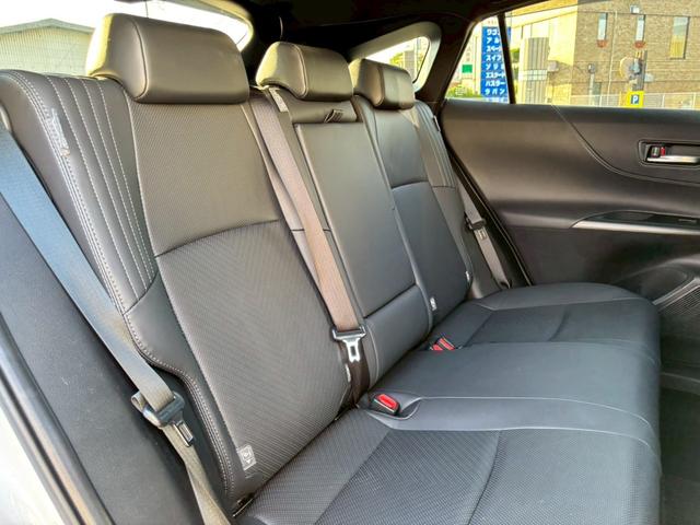 ハリアーハイブリッド Ｚ　レザーパッケージ　禁煙車・調光ルーフ・１２．３インチナビ・ＪＢＬ・方位カメラ・フルセグＴＶ・デジタルインナーミラー・ヘッドアップディスプレイ・ブラインドスポット・レーダークルーズ・スマートキー２個・ＥＴＣ２．０（30枚目）