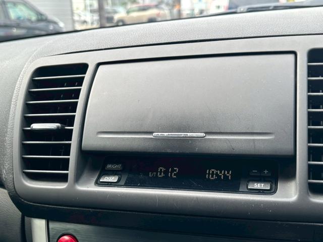 ☆ご成約特典☆下取り買取最低金額保証します！どんな車でもＯＫです♪ガソリン高騰支援します！ご購入頂いたお車を満タンでご納車します♪詳しくはお問い合わせ下さい。ユーポス奈良店０１２０−２６−１２３６