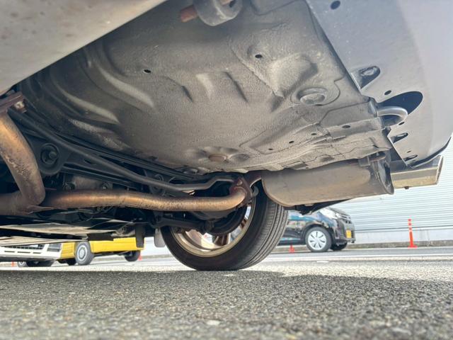 ★１１月１１日入庫★禁煙車★実走行★ワンオーナー★マッキントッシュ★黒革★過去記録簿有（Ｈ２１年、Ｈ２３年、Ｈ２４年、Ｈ２５年、Ｈ２６年、Ｈ２９年、Ｒ１年、Ｒ３年）★ＨＩＤ★ＥＴＣ★ＳＴＩリップ★