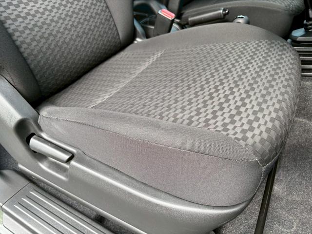 ジムニー XG 禁煙車・セーフティサポート・ワンオーナー・アイドリングストップ・キーレスキー・マニュアルエアコン・背面タイヤ・スペアキー有(17枚目)