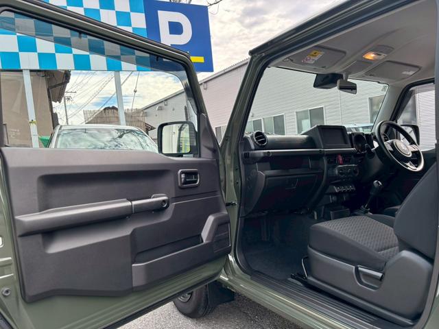 ジムニー XG 禁煙車・セーフティサポート・ワンオーナー・アイドリングストップ・キーレスキー・マニュアルエアコン・背面タイヤ・スペアキー有(32枚目)