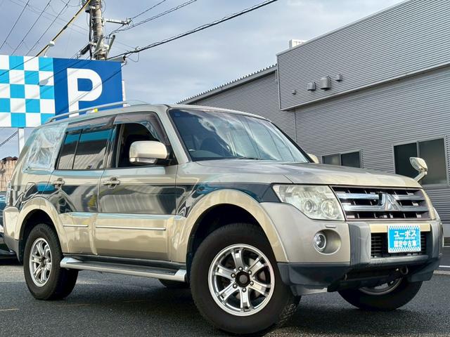 パジェロ ロング　エクシード　車検整備付・過去記録簿付・禁煙車・ロックフォードスピーカー・メーカーナビ・Ｂカメラ・フリップダウンモニター・ツートンカラー・ルーフレール・フロントフォグ・ＨＩＤ（8枚目）