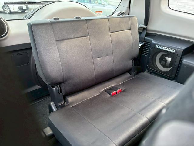 パジェロ ロング　エクシード　車検整備付・過去記録簿付・禁煙車・ロックフォードスピーカー・メーカーナビ・Ｂカメラ・フリップダウンモニター・ツートンカラー・ルーフレール・フロントフォグ・ＨＩＤ（30枚目）