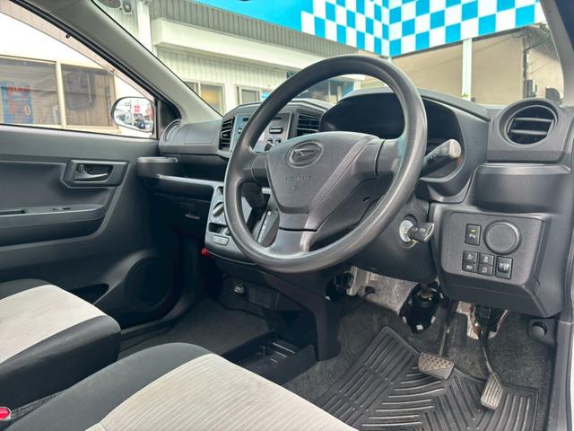 ミライース L SAIII 禁煙車・衝突軽減・純オーディオ・コーナーセンサー・アイドリングストップ・14インチホイール・キーレス・Wエアバッグ(17枚目)