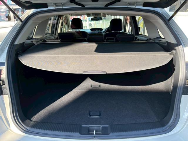 レヴォーグ １．６ＧＴアイサイト　禁煙車・４ＷＤ・ＢＳＭ・純正ＳＤナビ・フルセグＴＶ・Ｂｌｕｅｔｏｏｔｈ対応・Ｆサイドカメラ・Ｂカメラ・パドルシフト・衝突軽減・レーダクルーズ・アイドリングストップ・ＥＴＣ・スマートキー・スペアキー（33枚目）