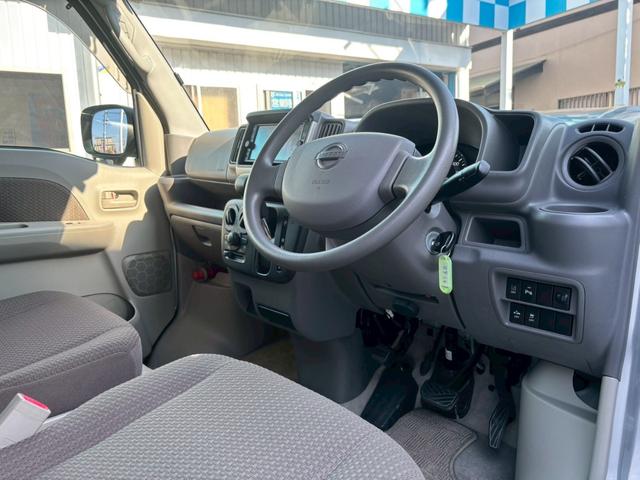 ＮＶ１００クリッパーバン ＧＸ　禁煙車・純正ナビ・フルセグＴＶ・ＴＶキャンセラー・Ｂｌｕｅｔｏｏｔｈ対応・バックカメラ・ナビ連動ドラレコ・衝突軽減・Ｒコーナーセンサー・電格ミラー・ＥＴＣ・スペアキー（17枚目）
