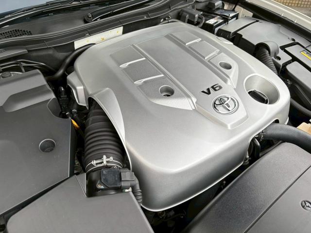 クラウン ロイヤルサルーン 禁煙車・ワンオーナー・ダッシュボード新品交換済・前オーナー屋内保管車・前後ドラレコ・メーカーナビ・ETC・ウッドコンビハンドル・電動格納ミラー・HID・スペアキー有(13枚目)