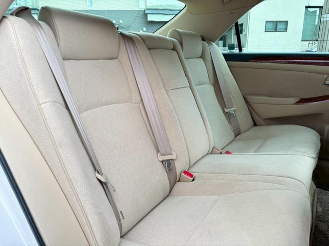 クラウン ロイヤルサルーン 禁煙車・ワンオーナー・ダッシュボード新品交換済・前オーナー屋内保管車・前後ドラレコ・メーカーナビ・ETC・ウッドコンビハンドル・電動格納ミラー・HID・スペアキー有(35枚目)