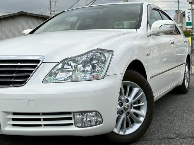 クラウン ロイヤルサルーン 禁煙車・ワンオーナー・ダッシュボード新品交換済・前オーナー屋内保管車・前後ドラレコ・メーカーナビ・ETC・ウッドコンビハンドル・電動格納ミラー・HID・スペアキー有(52枚目)