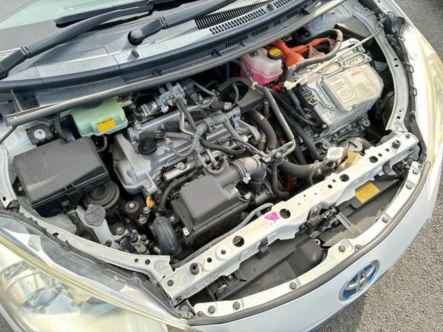 アクア S 禁煙車・メモリーナビ・フルセグTV・バックカメラ・DVD再生可・スペアタイヤ・スマートキー・ETC・15インチアルミホイール・電動格納ミラー(13枚目)