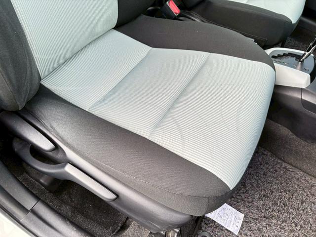 アクア S 禁煙車・メモリーナビ・フルセグTV・バックカメラ・DVD再生可・スペアタイヤ・スマートキー・ETC・15インチアルミホイール・電動格納ミラー(17枚目)