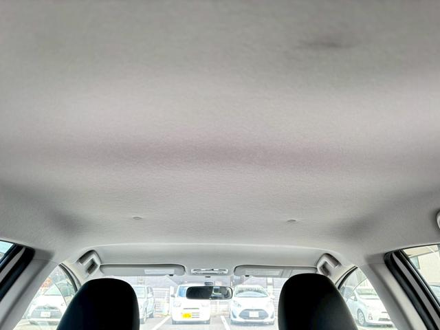 アクア S 禁煙車・メモリーナビ・フルセグTV・バックカメラ・DVD再生可・スペアタイヤ・スマートキー・ETC・15インチアルミホイール・電動格納ミラー(31枚目)