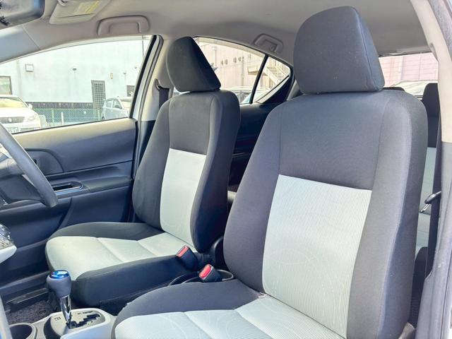 アクア S 禁煙車・メモリーナビ・フルセグTV・バックカメラ・DVD再生可・スペアタイヤ・スマートキー・ETC・15インチアルミホイール・電動格納ミラー(34枚目)