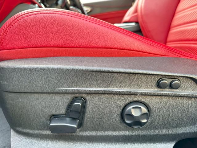 ジュリア ヴェローチェ　禁煙車・ワンオーナー・レッドレザー・Ｈａｒｍｏｎ　Ｋａｒｄｏｎ・ＣａｒＰｌａｙ対応８．８インチナビ・Ｂｌｕｅｔｏｏｔｈ対応・ＴＶ・Ｂカメラ・ＡＣＣ・ＡＥＢ・ＥＴＣ・ドラレコ・スペアキー有（42枚目）