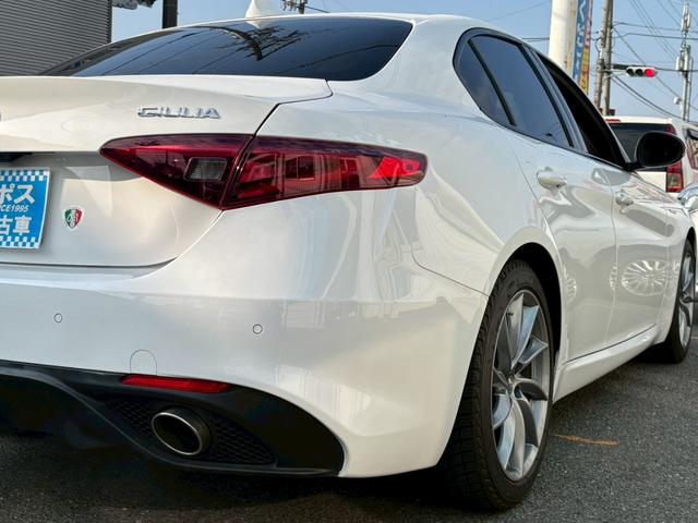 ジュリア ヴェローチェ　禁煙車・ワンオーナー・レッドレザー・Ｈａｒｍｏｎ　Ｋａｒｄｏｎ・ＣａｒＰｌａｙ対応８．８インチナビ・Ｂｌｕｅｔｏｏｔｈ対応・ＴＶ・Ｂカメラ・ＡＣＣ・ＡＥＢ・ＥＴＣ・ドラレコ・スペアキー有（54枚目）