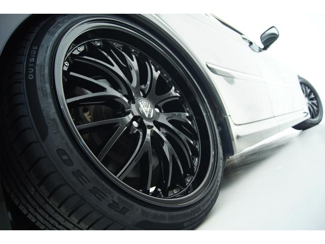 クラウン アスリート　新品バカンスゴーストＭ１ホイール　新品タイヤ　新品フルタップ減衰調整付き車高調　パワーシート　ＨＩＤヘッドライト　オートクルーズ　ＥＴＣ　スマートキー　プッシュスタート　純正マルチナビ　バックカメラ（18枚目）