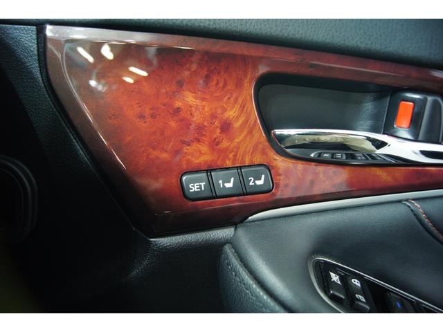 クラウンマジェスタ Fバージョン 3点フルモデリスタエアロ 新品バカンスGhostM1ホイール19in 新品タイヤ 新品フルタップ減衰調整付車高調 黒本革シート ウッドコンビハンドル ETC オートクルーズ LEDヘッド LEDフォグ(38枚目)