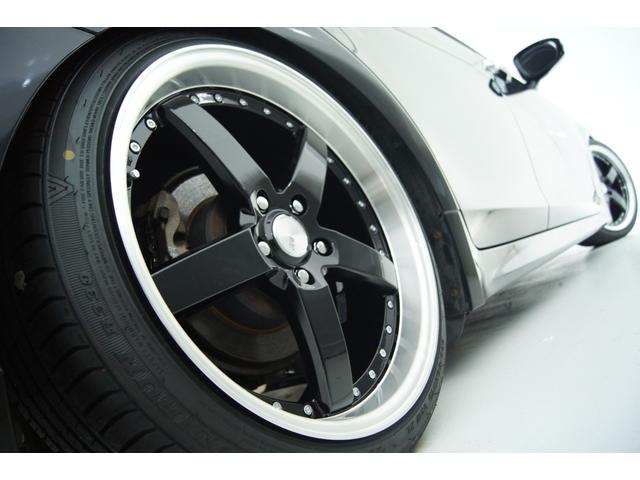 クラウン アスリートＳ　新品１９ホイール　新品タイヤ　新品フルタップ減衰調整付車高調　新品２色切替ＬＥＤフォグライト　クラッツィオ黒革調シートカバー　パワーシート　ＥＴＣ　純正マルチナビ　バックカメラ　オートクルーズ（18枚目）