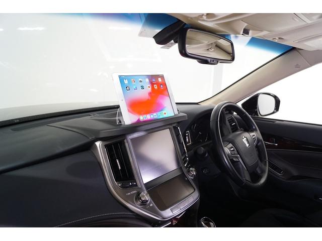 クラウン アスリートＳ　新品１９ホイール　新品タイヤ　新品フルタップ減衰調整付車高調　新品２色切替ＬＥＤフォグライト　クラッツィオ黒革調シートカバー　パワーシート　ＥＴＣ　純正マルチナビ　バックカメラ　オートクルーズ（64枚目）