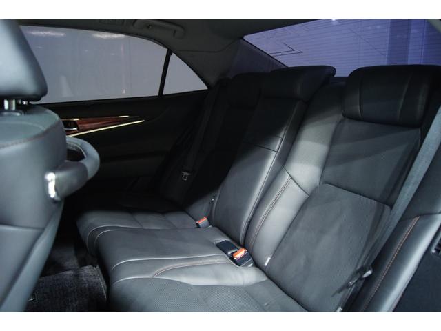 クラウンマジェスタ Ｆバージョン　３点フルモデリスタ　新品１９ホイール　新品タイヤ　新品フルタップ減衰調整付車高調　黒本革シート　パワーシート　シートメモリー　シートヒーター　シートクーラー　ハンドルヒーター　オートクルーズ　ＥＴＣ（39枚目）
