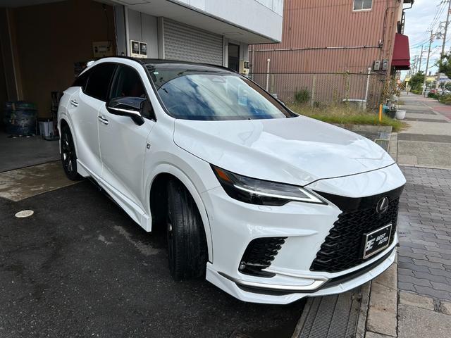 RX RX350 Fスポーツ 法人ワンオーナー・純正ナビ・フルセグ・パノラミックビューモニター・パノラマルーフ・ハーフレザー・マークレビンソン・レクサスチームメイト・デジタルインナーミラー・TRDエアロ・マフラー・リアスポイラー(4枚目)