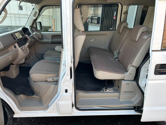 �f�w�n�C���[�t�E�����X���C�h�h�A�I