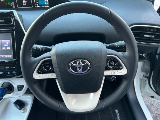 プリウス Ａ　純正９インチナビ　フルセグ　Ｂカメラ　ＥＴＣ　トヨタセーフティセンス　ＨＵＤ　ＢＳＭ　レーダークルーズ　ＬＥＤヘッド　スマートキー　Ｐスタート（18枚目）