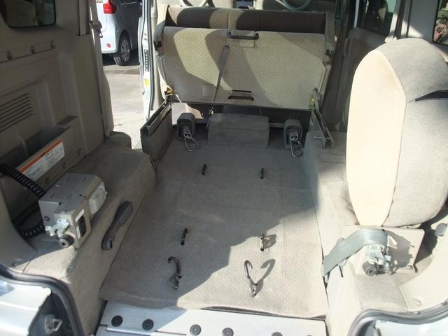 エブリイワゴン スローパー 福祉車両 ナビ 地デジ 4WD(3枚目)