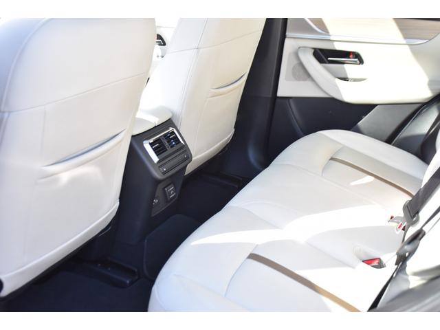 CX-60 XD エクスクルーシブモード メーカー12.3インチナビ/全方位カメラ/BOSEサウンド/ドライバーパーソナライゼーションシステム/本革シート/パノラマサンルーフ/ドラレコ/パワーバックドア/シートヒーター/シートベンチレーション(30枚目)