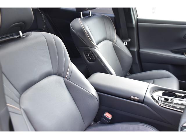 クラウンスポーツ Z 1オーナ/モデリスタエアロ/パノラマルーフ/12.3インチディスプレイオーディオプラス/パノラミックビューモニター/4WD/ロッソモデロマフラー/トヨタセーフティサポート/パワーバックドア(24枚目)