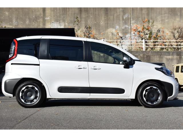 シエンタ ハイブリッドＺ　１オーナー車／１０．５インチディスプレイオーディオプラス／パノラミックビューモニター／ドラレコ／ＥＴＣ車載器／トヨタセーフティサポート／両側パワースライドドア／ＬＥＤヘッドライト／オートライト（12枚目）